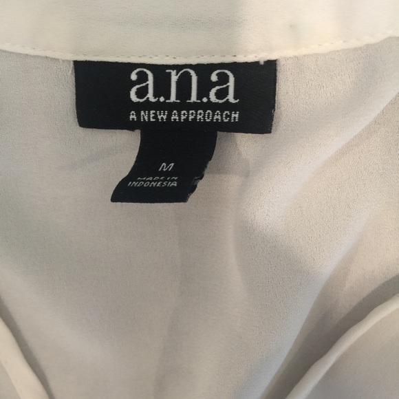 DONATED 🌿 ᴀ.ɴ.ᴀ 🌿 Peplum Dress Blouse - Picture 6 of 6